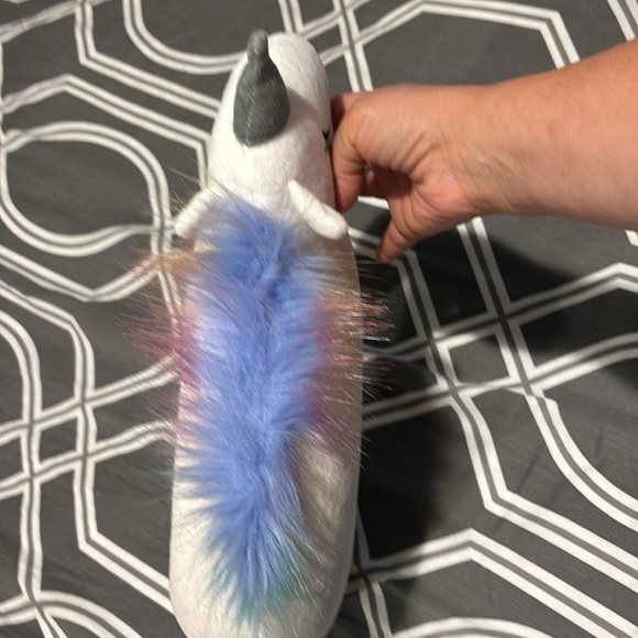 Unicorn travel neck pillow - Picture 3 of 7